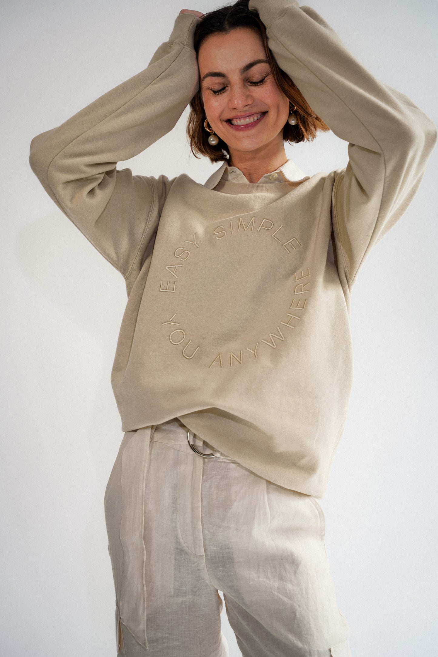 EMBROIDERED ESYA CREWNECK - ECRU