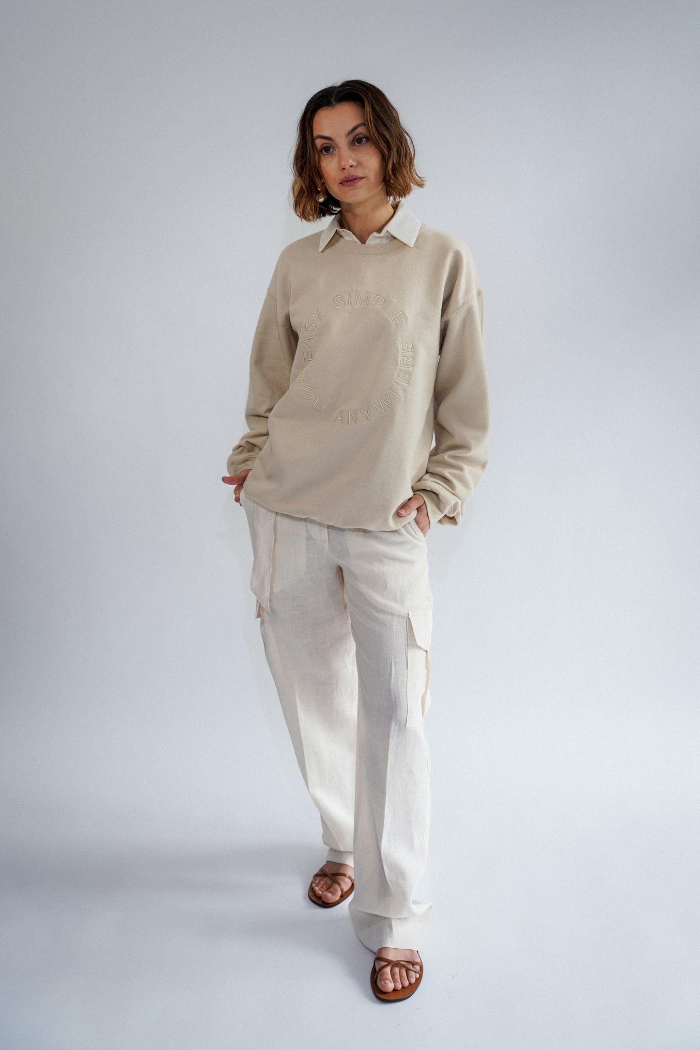 EMBROIDERED ESYA CREWNECK - ECRU